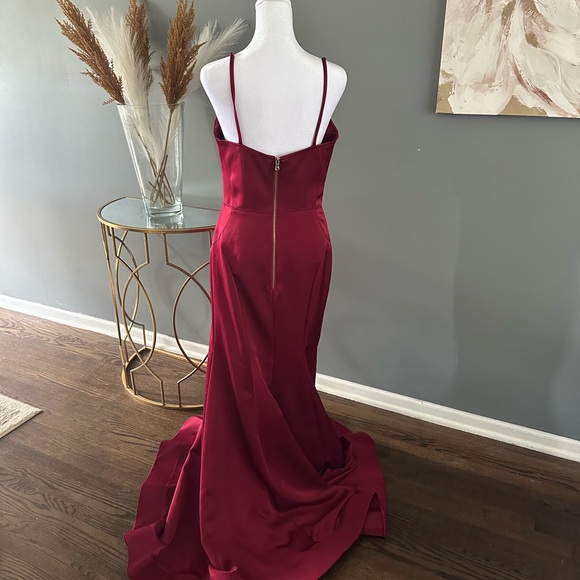 Never worn. Tags not included. - Picture 3 of 4